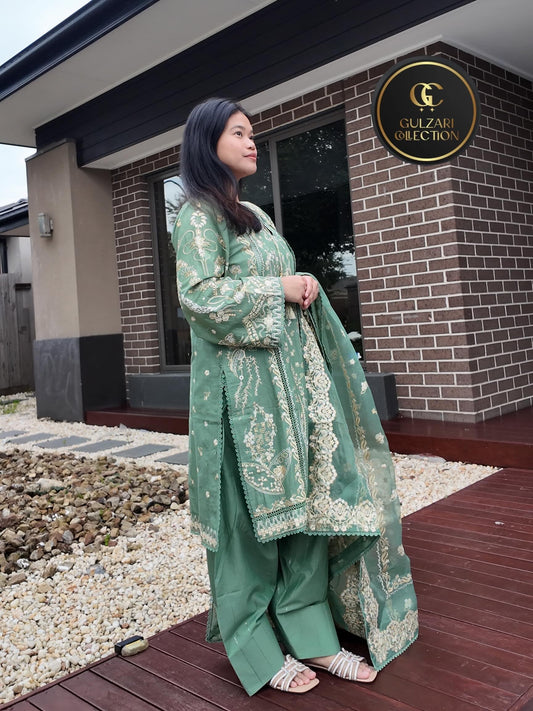 Noor-e-Zamrud
